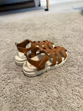 OshKosh B'gosh Brown Vincent Fisherman Sandal Toddler 8